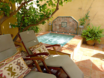 Plunge pool in with chill out area